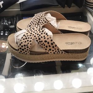 Cute sandals cheetah print sandals platform